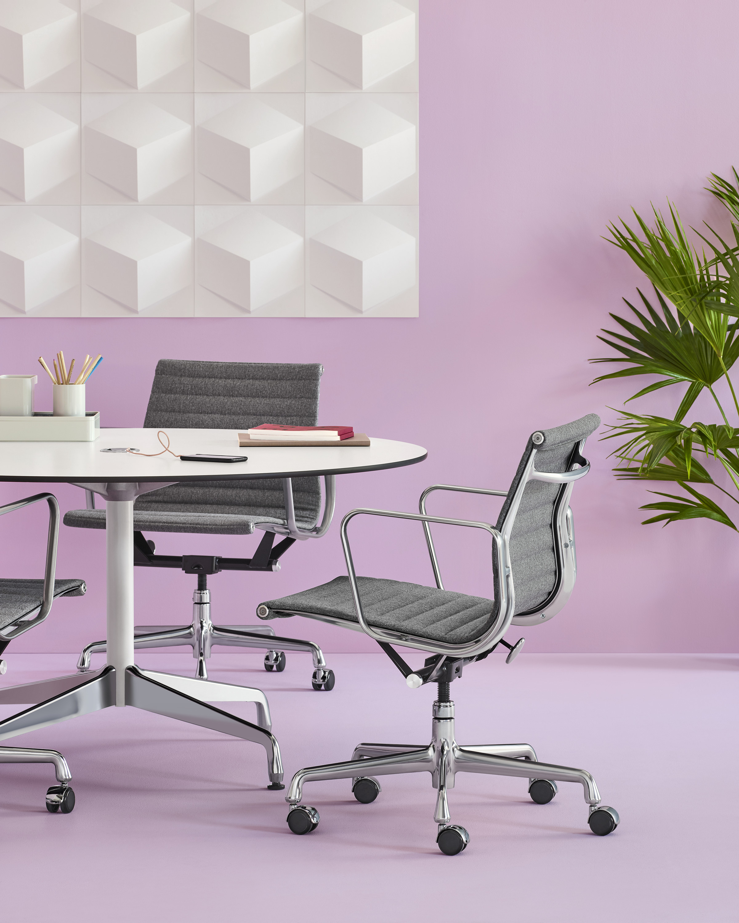 办公椅|现代真皮中班椅|办公火狐官方网站|火狐HUOHU（中国）火狐官方网站|伊姆斯中班椅